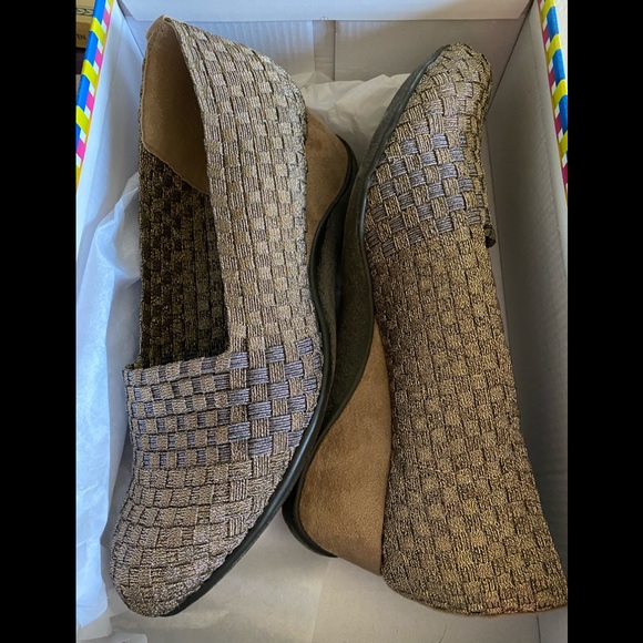 Alexis Zee Trina Wedge Shoes - Picture 2 of 7